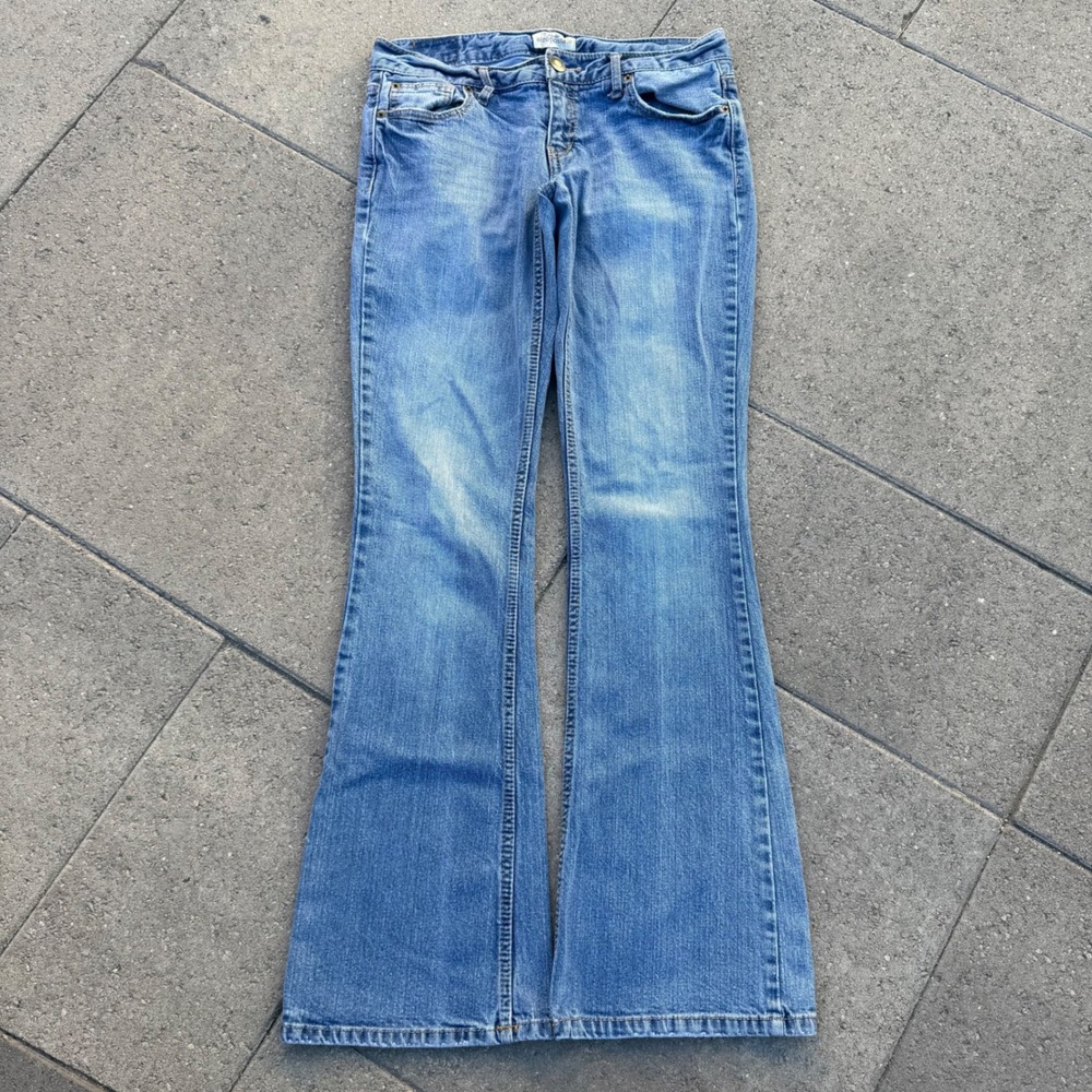 Aeropostale Hailey Flare Jeans Womens 5/6 Reg Light Wash Blue Low Rise Denim